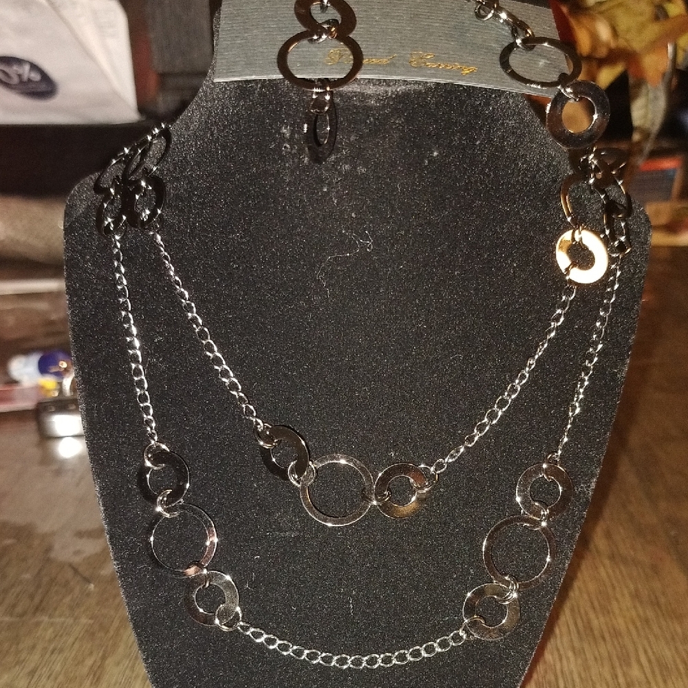 Park Lane Black and Silver Circle Necklace